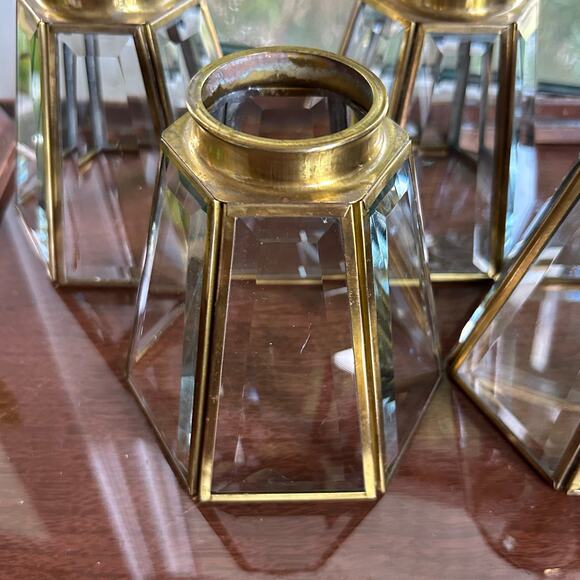 Set of 4 Faceted Glass & Brass Lamp Shades – 2” Fitter, 6-Panel Design - Picture 9 of 12